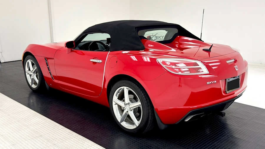 2008 Saturn Sky Red Line - Image 16 of 31