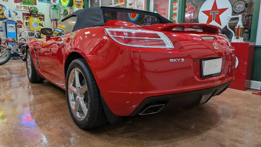 2008 Saturn Sky Red Line - Image 3 of 31