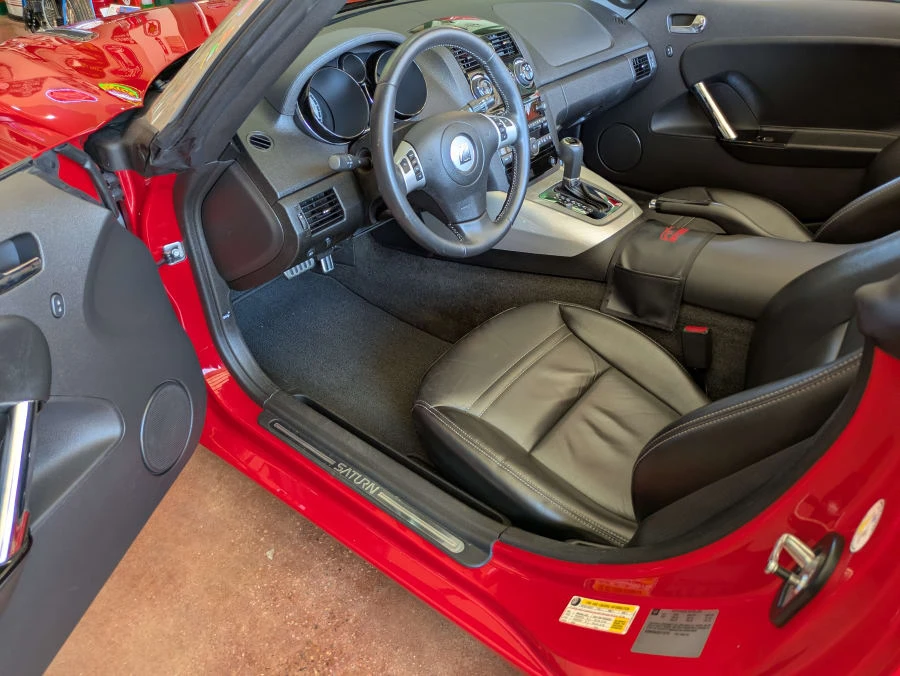 2008 Saturn Sky Red Line - Image 19 of 31