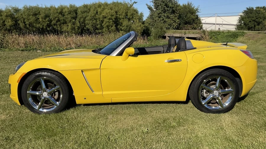 2008 Saturn Sky Red Line - Image 2 of 13