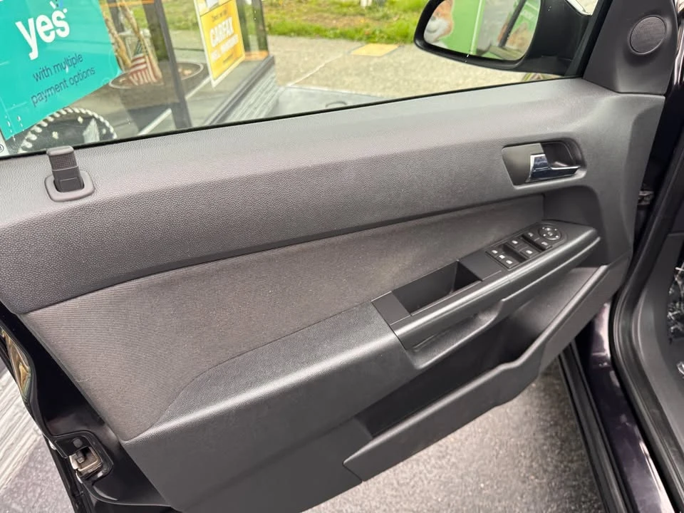 2008 Saturn - Image 10 of 20