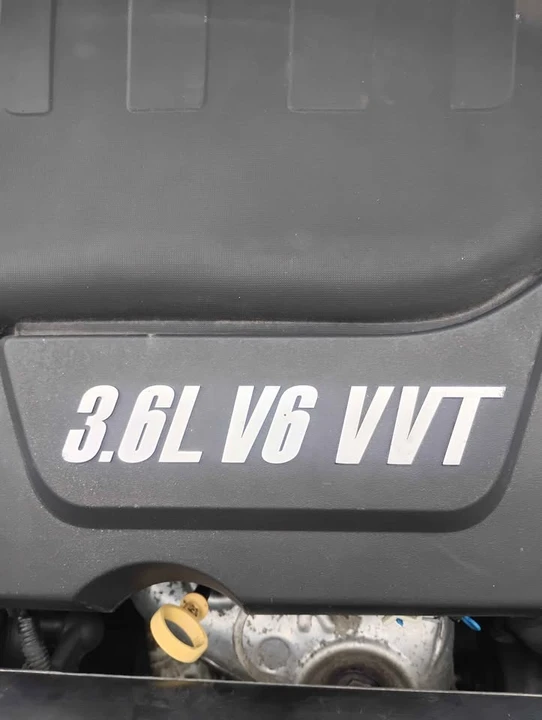 2008 Saturn - Image 7 of 10