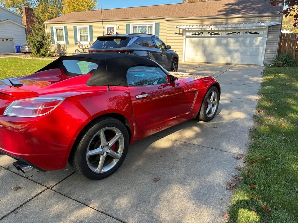 2008 Saturn Sky Red Line - Image 3 of 4