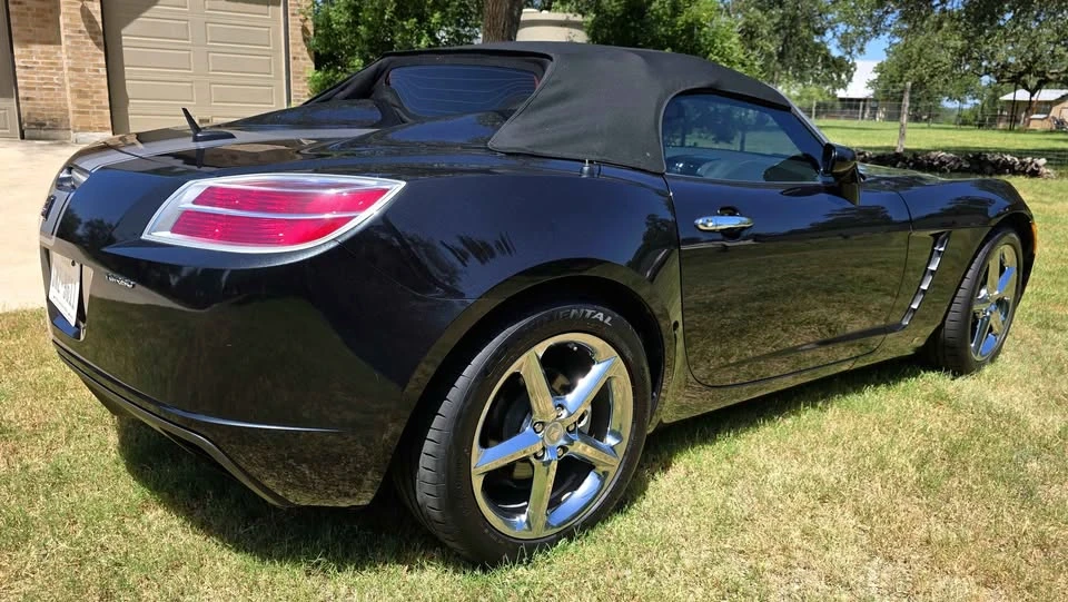 2008 Saturn Sky Red Line - Image 2 of 7