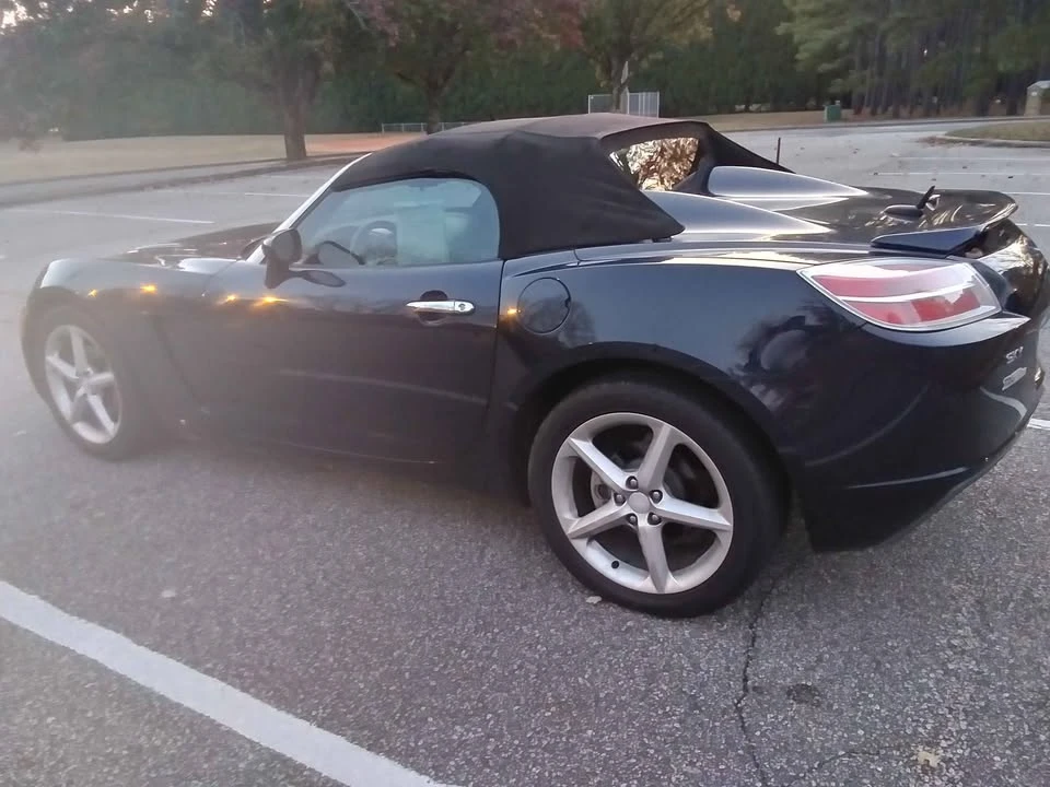 2008 Saturn Sky - Image 4 of 15