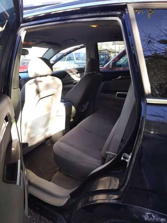 2008 Saturn Vue - Image 2 of 2