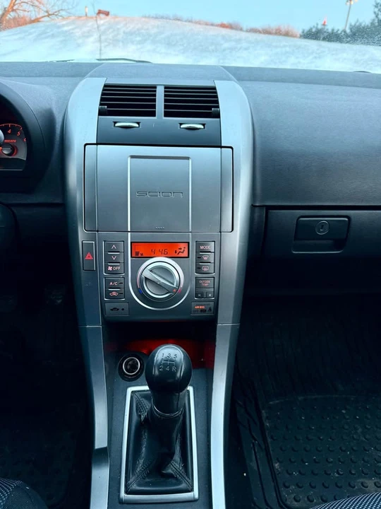 2008 Scion tC - Image 10 of 14
