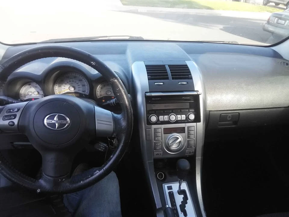 2008 Scion tC - Image 9 of 9