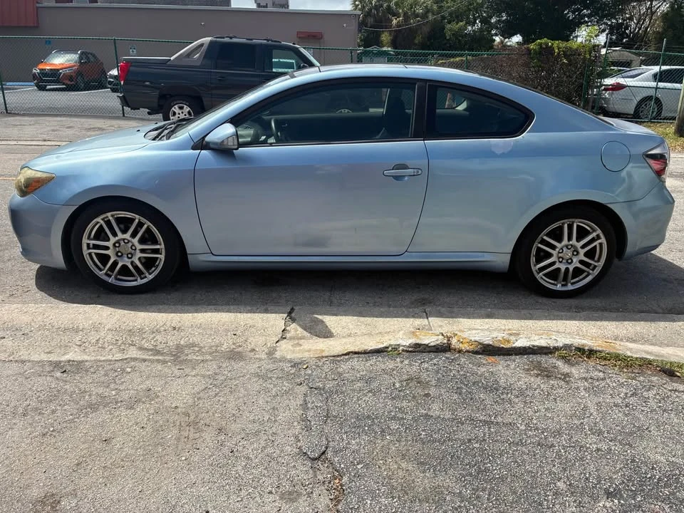2008 Scion tC - Image 2 of 4