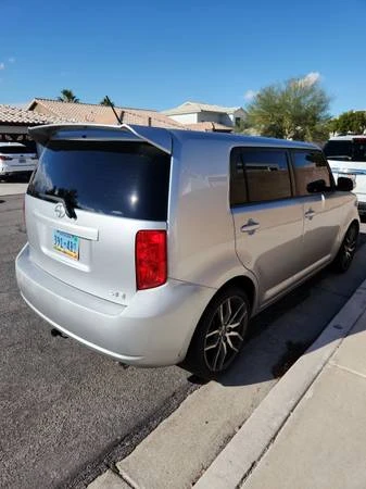 2008 Scion xB - Image 10 of 12