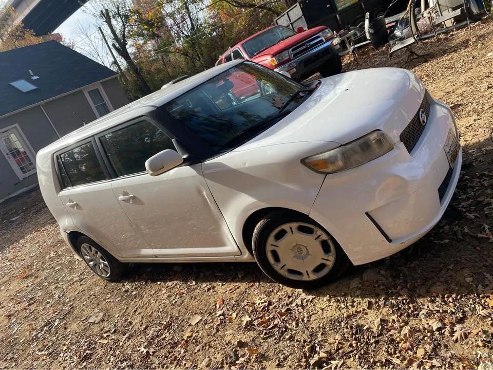 2008 Scion xD - Image 2 of 7