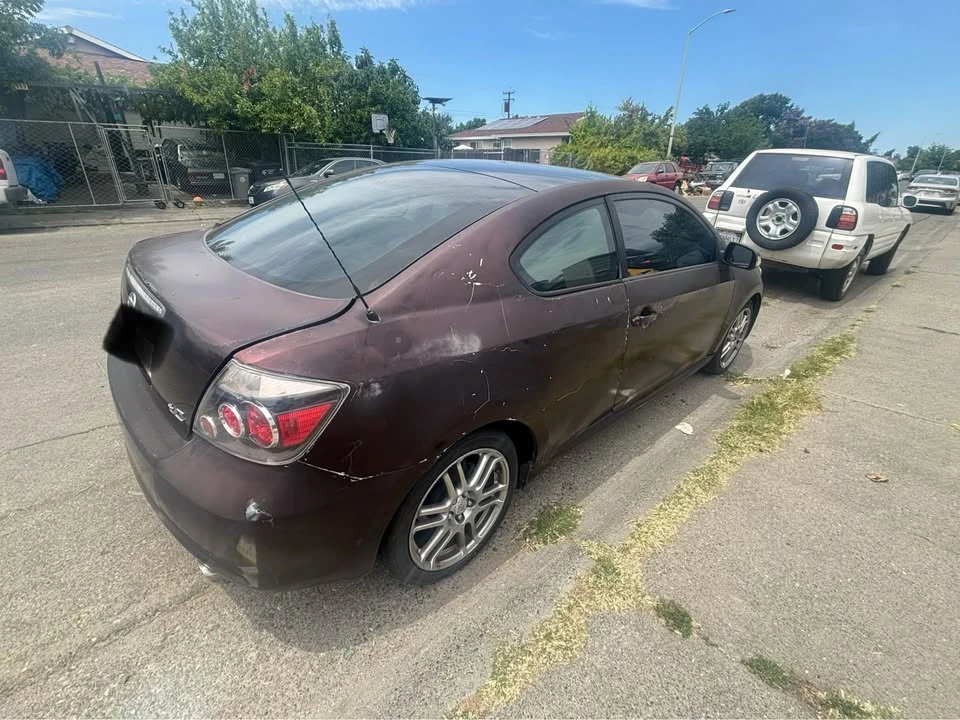 2008 Scion tC - Image 2 of 9