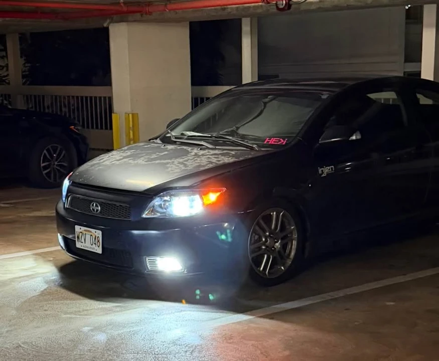 2008 Scion tC - Image 2 of 4
