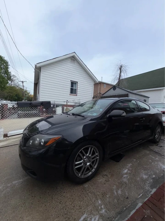 2008 Scion tC - Image 2 of 10