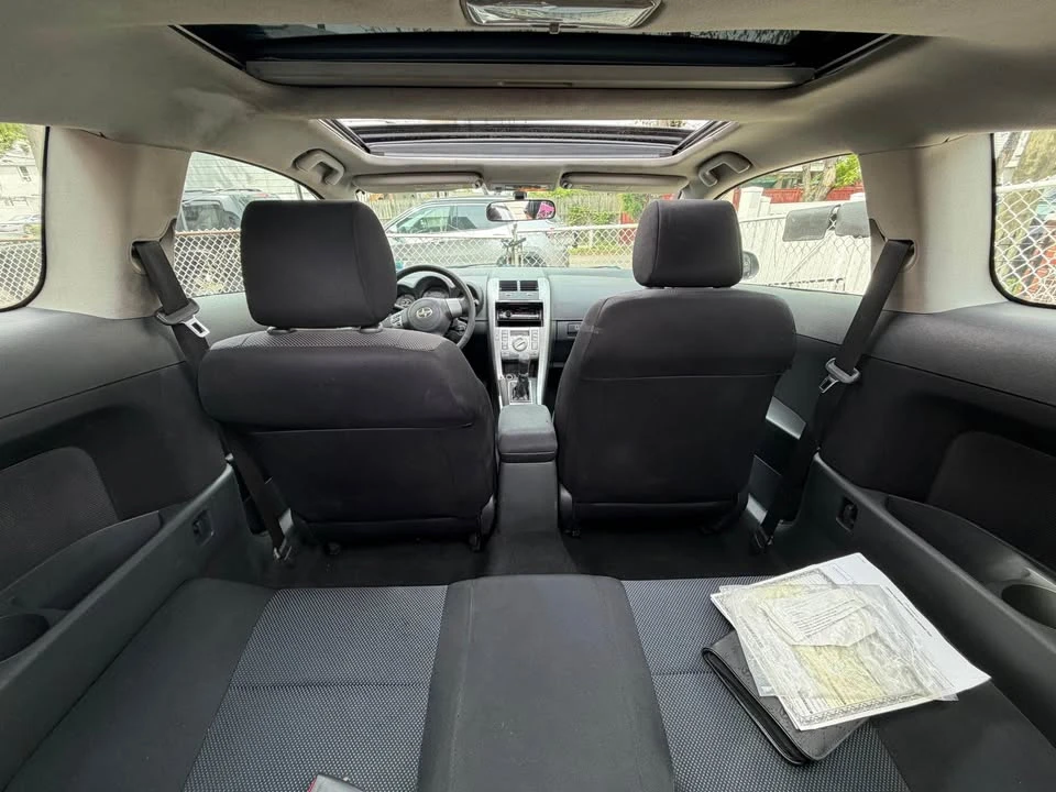 2008 Scion tC - Image 8 of 10