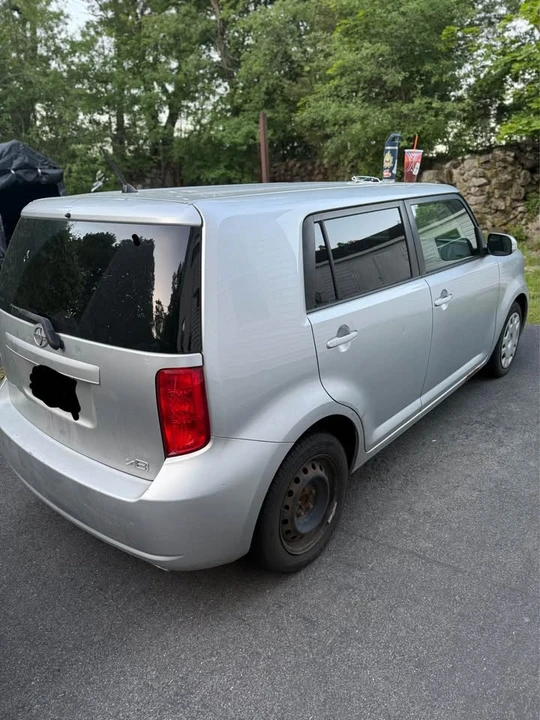 2008 Scion xB - Image 2 of 16