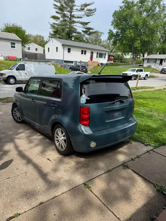 2008 Scion xB - Image 4 of 8