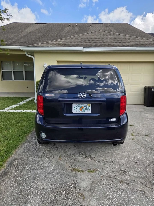 2008 Scion xB - Image 8 of 11