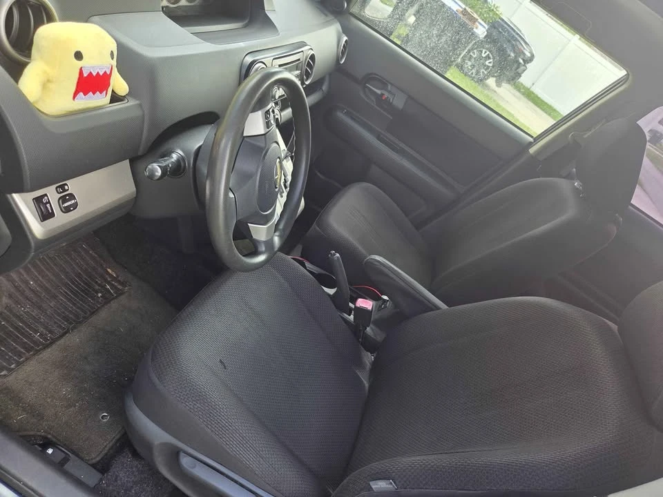2008 Scion xB - Image 9 of 11