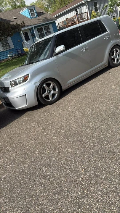 2008 Scion xB - Image 5 of 5