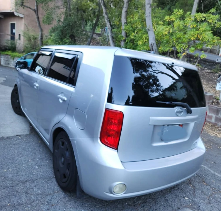 2008 Scion xB - Image 12 of 14