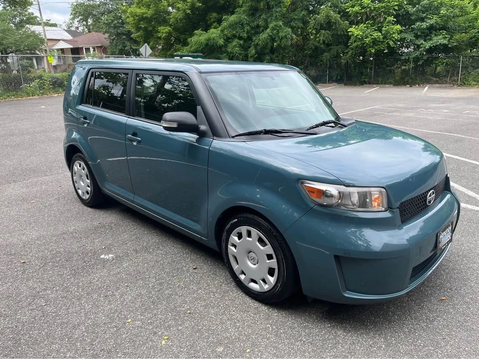 2008 Scion xB - Image 4 of 13