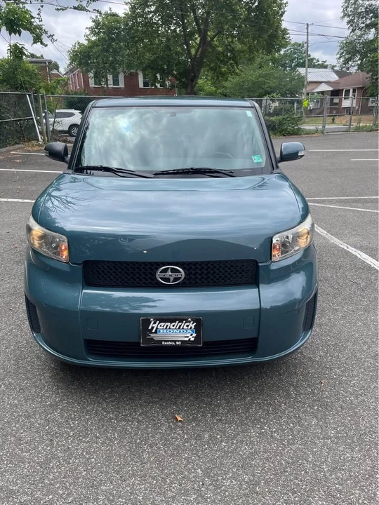 2008 Scion xB - Image 6 of 13