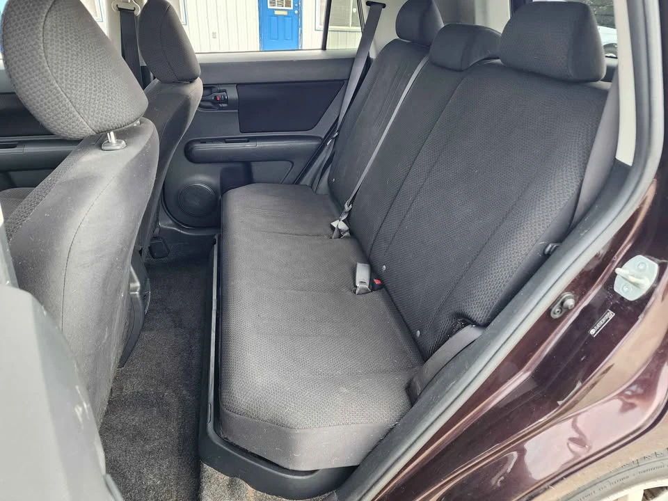 2008 Scion xB - Image 10 of 13