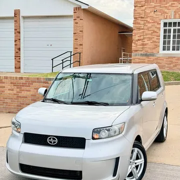2008 Scion xB Hatchback 4D
