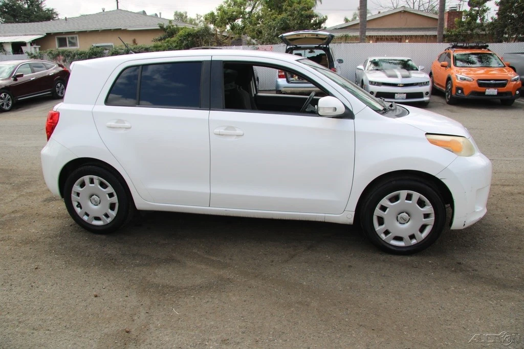 2008 Scion xD - Image 9 of 21