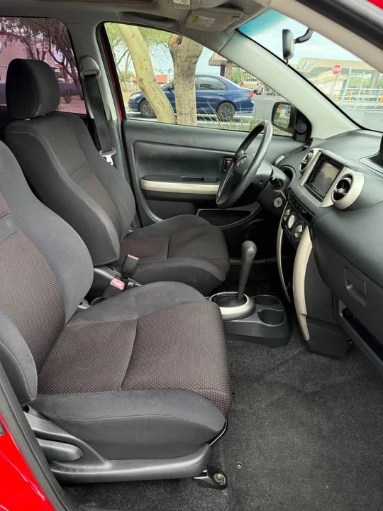 2008 Scion xA - Image 11 of 14