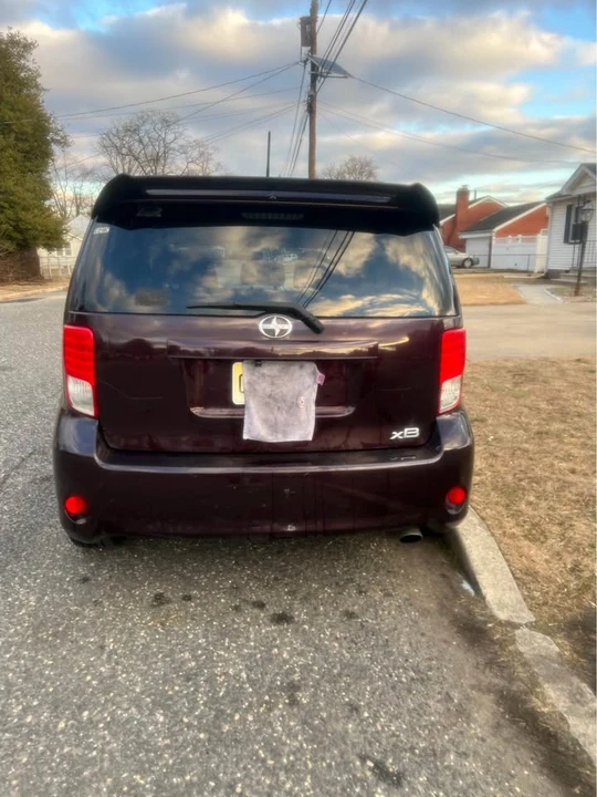 2008 Scion xB - Image 6 of 6