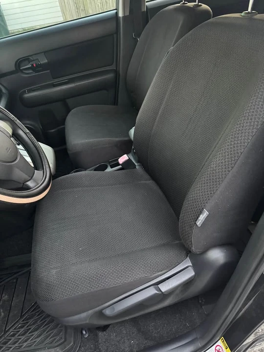 2008 Scion xB - Image 2 of 6