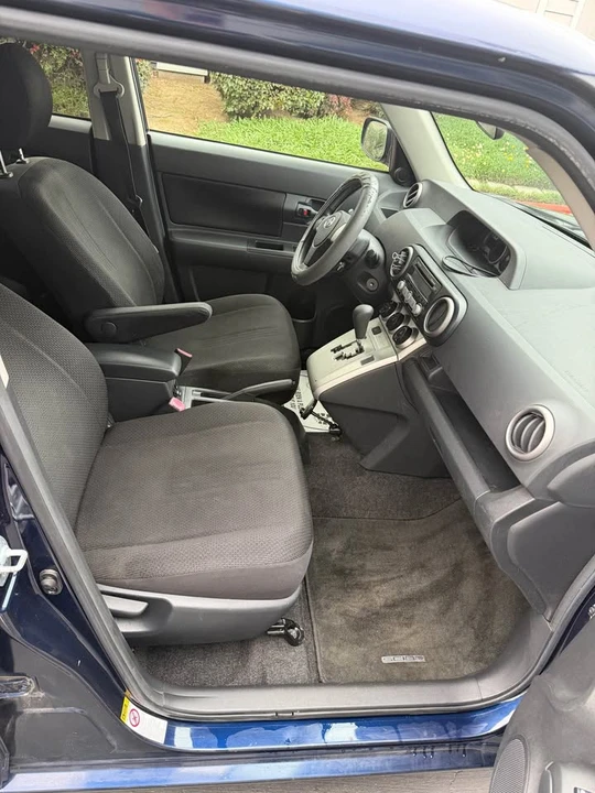 2008 Scion xB - Image 7 of 8