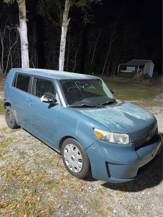 2008 Scion xB - Image 2 of 10