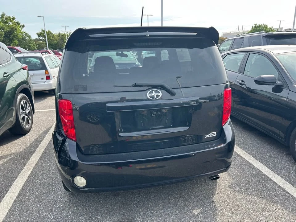 2008 Scion xB - Image 13 of 17