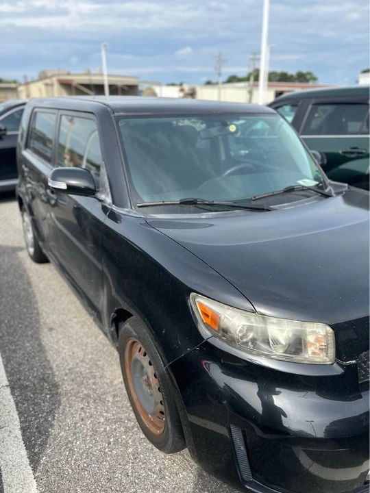 2008 Scion xB - Image 16 of 17