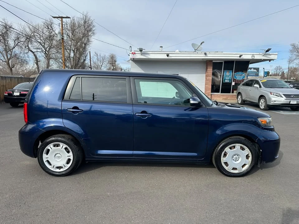 2008 Scion xB - Image 11 of 18
