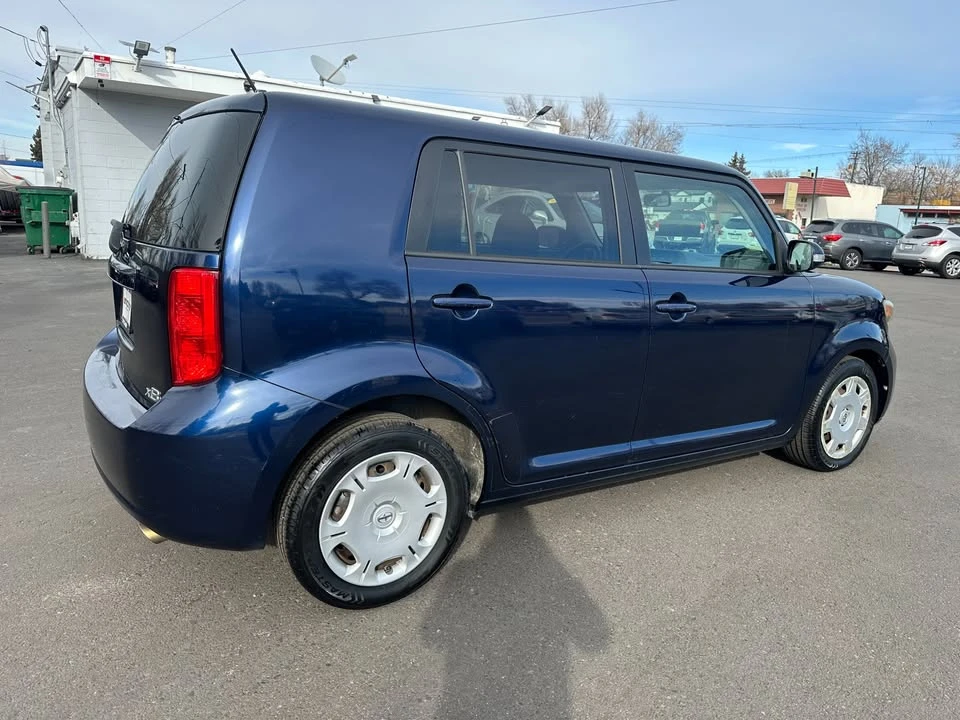 2008 Scion xB - Image 10 of 18