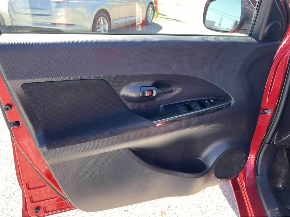 2008 Scion xD - Image 8 of 9