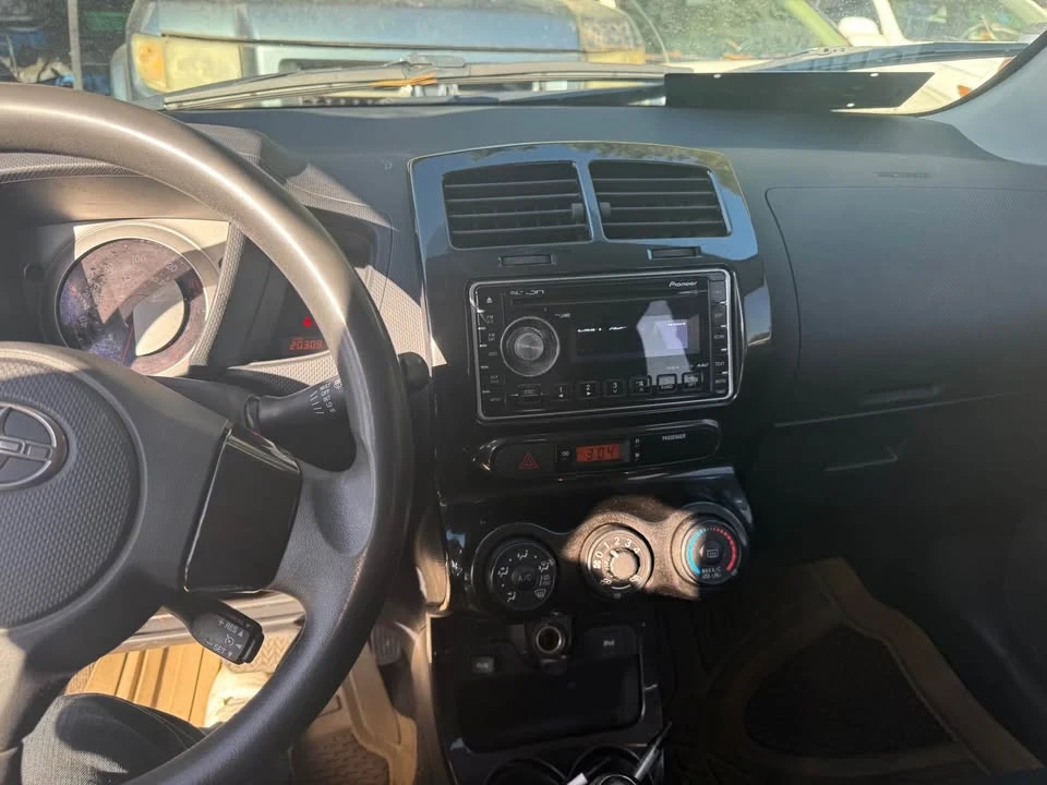 2008 Scion xD - Image 4 of 7