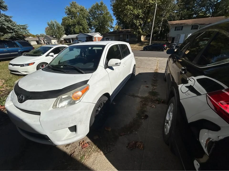 2008 Scion xD - Image 2 of 5