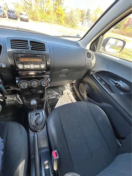 2008 Scion xD - Image 8 of 9
