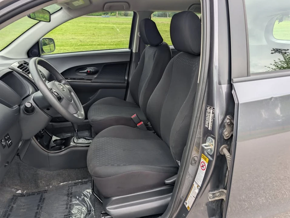 2008 Scion xD - Image 10 of 20