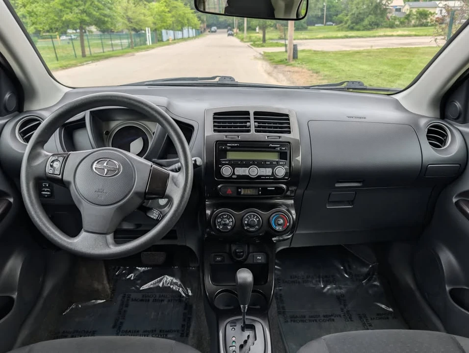 2008 Scion xD - Image 9 of 20