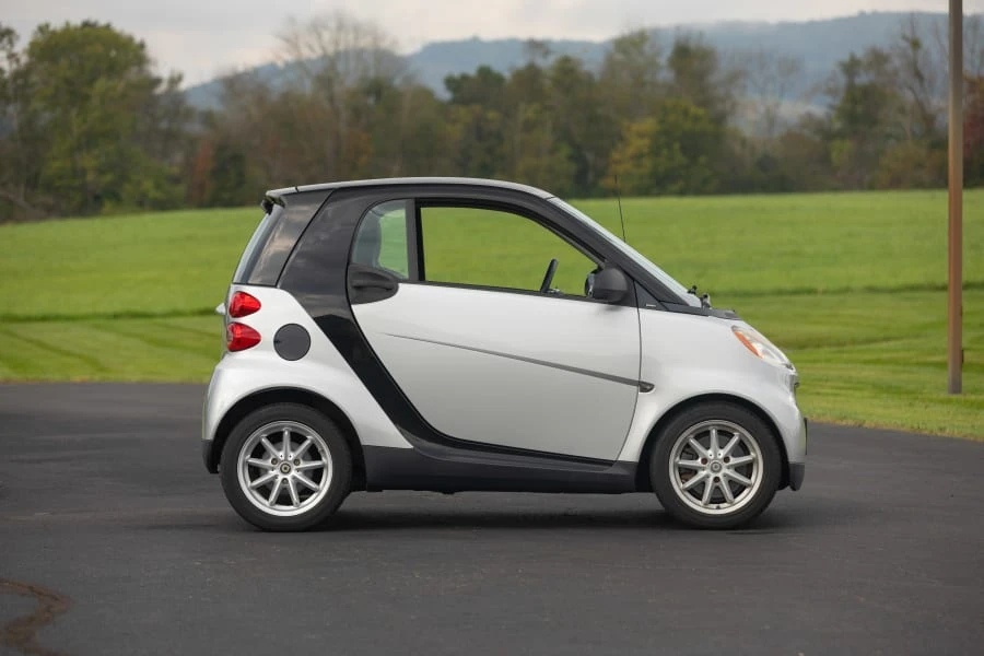 2008 Smart Fortwo 2nd Gen - Image 2 of 16