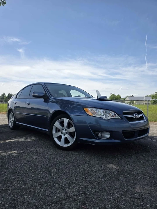 2008 Subaru Legacy 4th Gen - Image 2 of 19