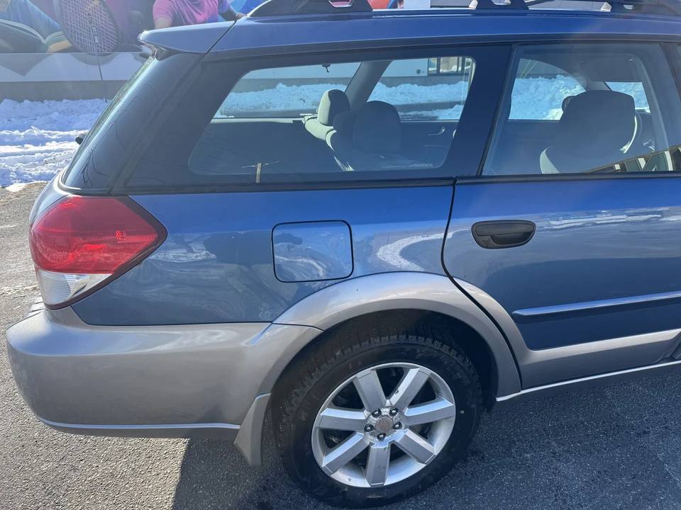 2008 Subaru Outback 3rd Gen - Image 5 of 19