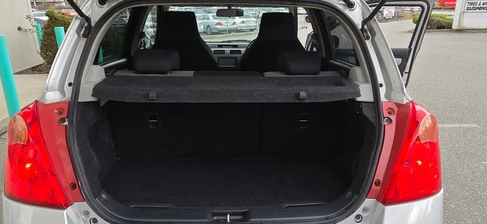 2008 Suzuki - Image 12 of 17