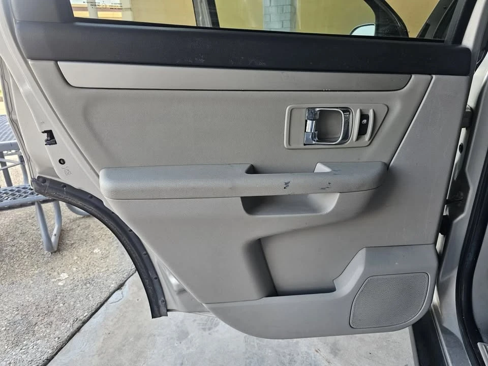 2008 Suzuki - Image 15 of 20